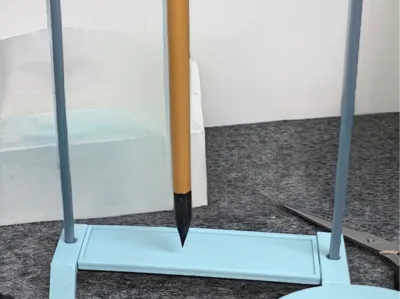 Brush holder