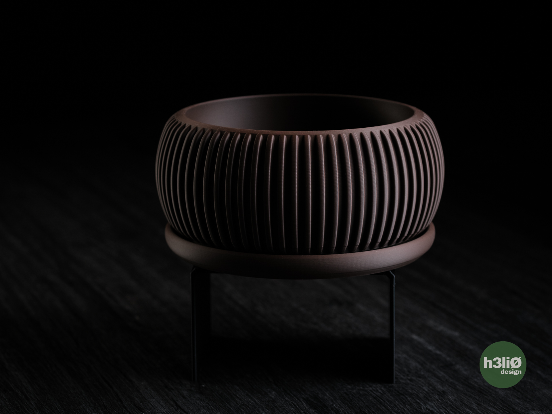 Miniatura 1 do modelo 3D taveiro • planter