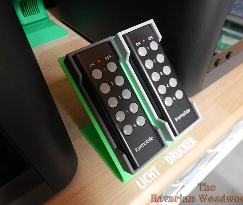 Remote control holder + Halter für Fernbedienung 
