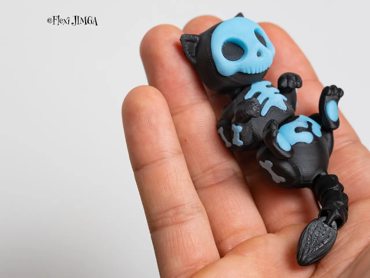 Halloween Spooky Cat - Articulated & Keychain view 2