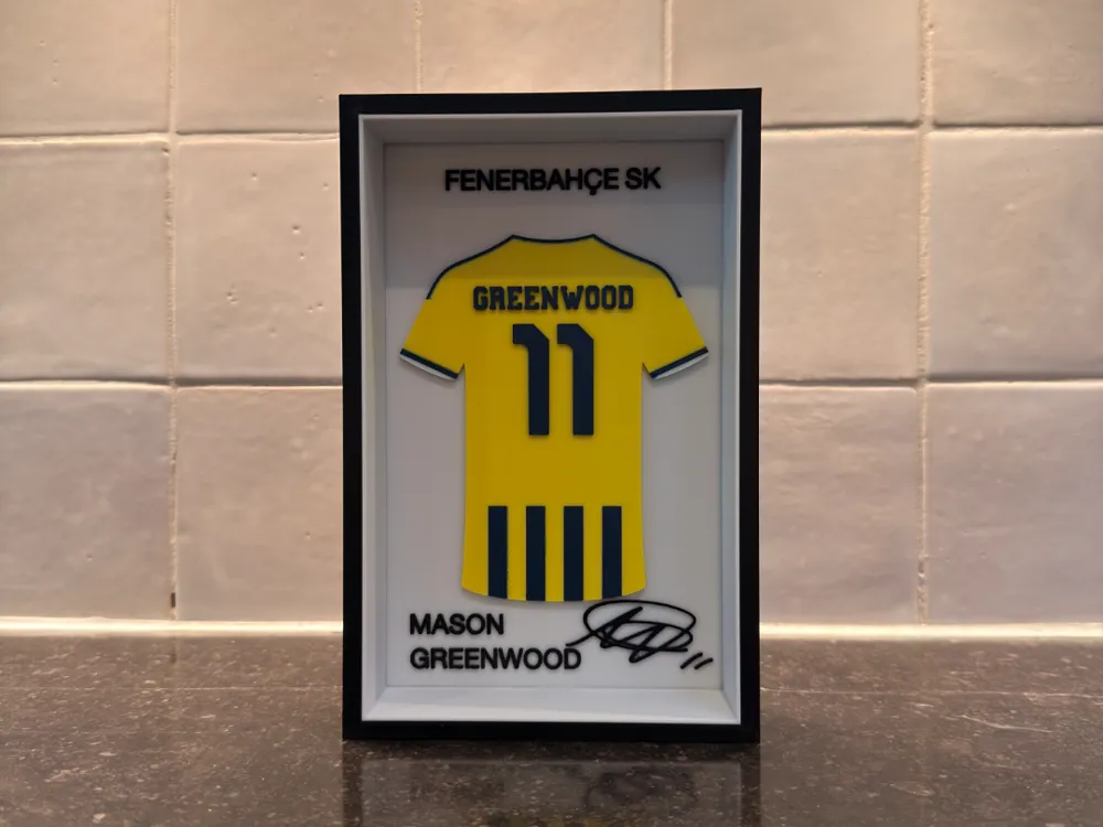 Marco decorativo: Mason Greenwood - Fenerbahçe - Jersey Frame. Referencia del modelo original.