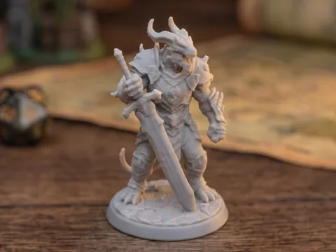 Adorno temático: Dragonborn Warrior - Draconic Champion Greatsword — referencia de MakerWorld