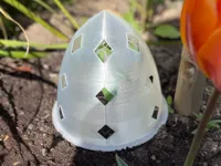Cloche de jardin ajourée 220 mm — photo 1