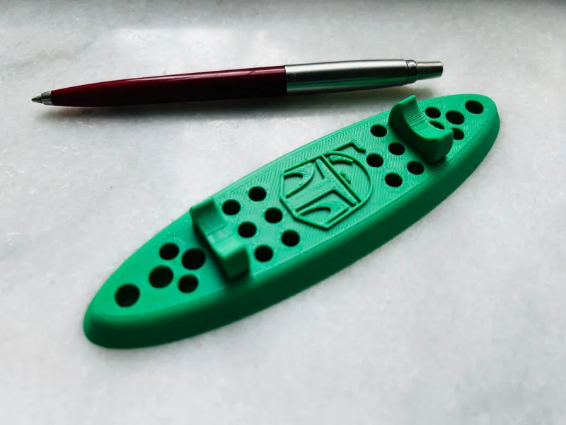 Pen Holder Mandalorian