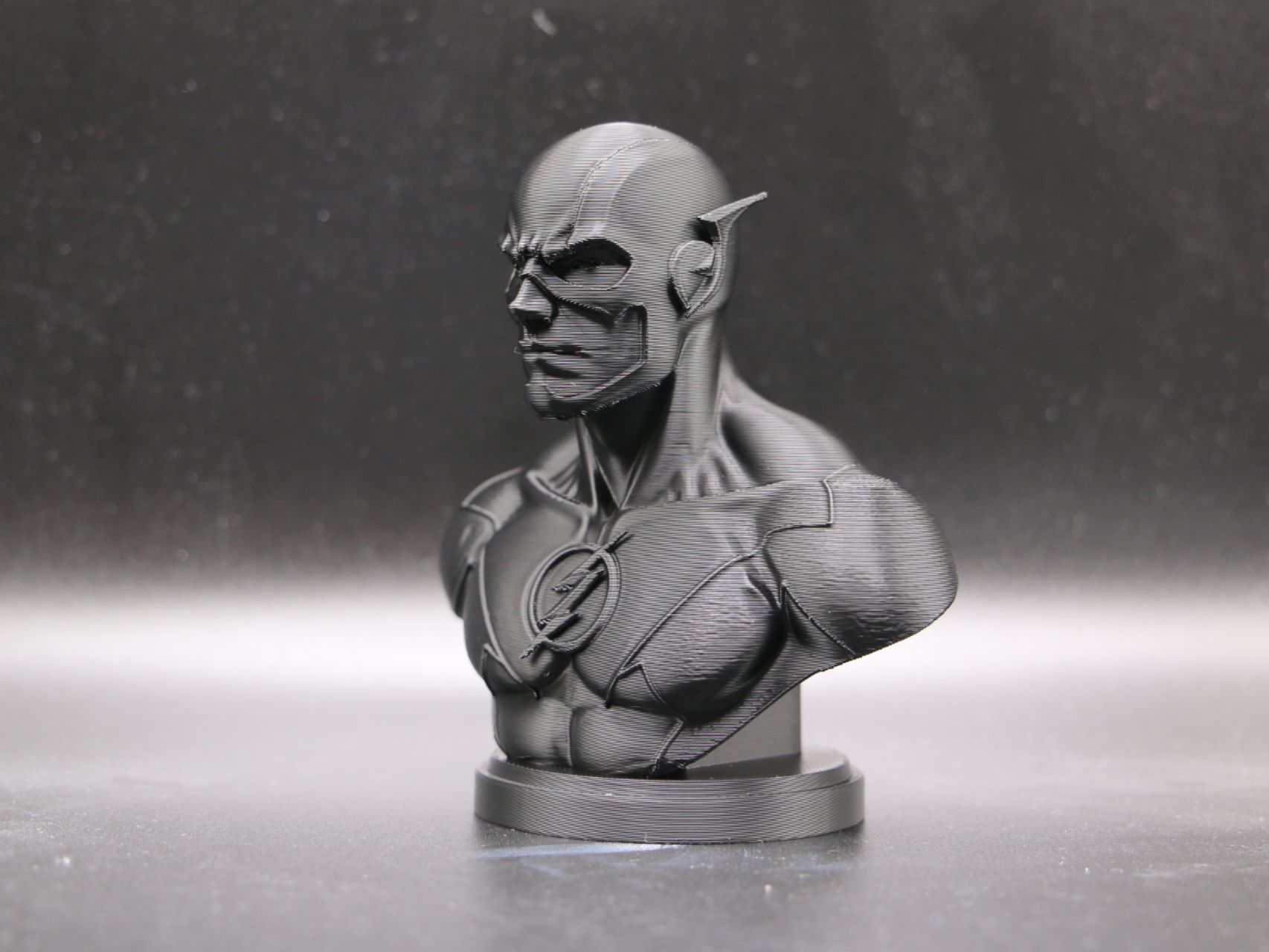 The Flash Bust - Superhero Sculpture