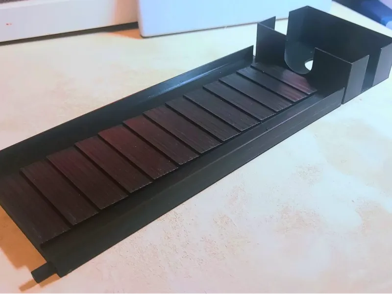 Jin Rummy card rack