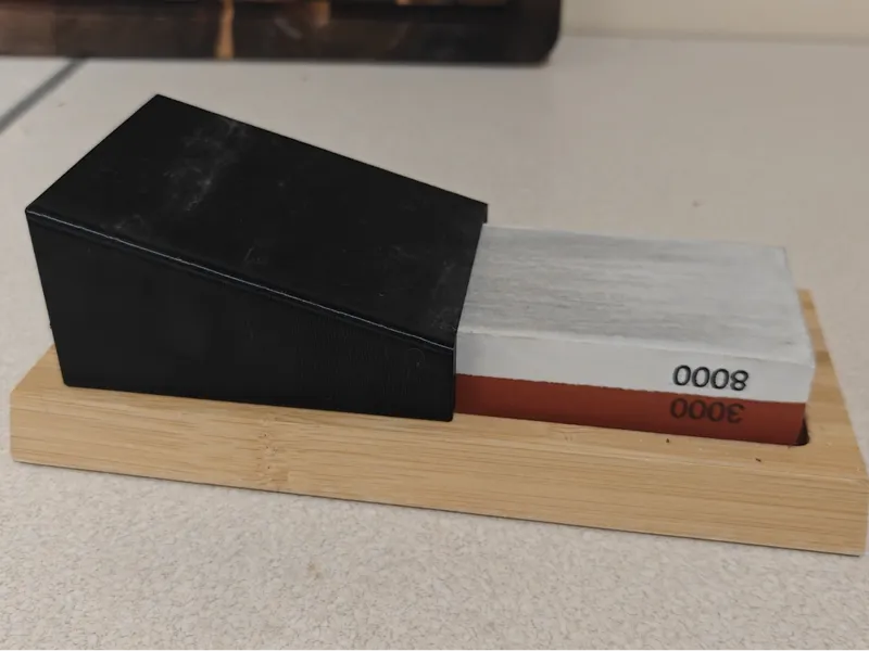 Knife sharpening guide parametric