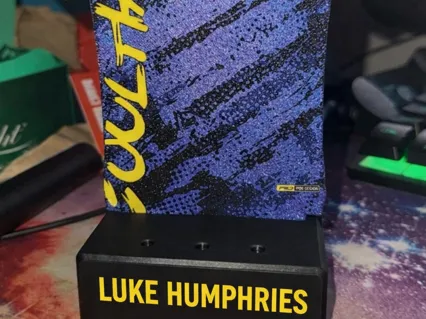 Luke Humphries Darts Shirt Darts Display Stand