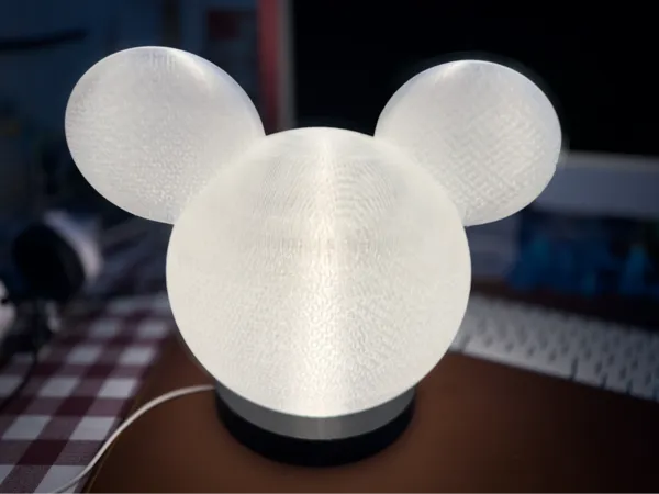 Tête de Mickey Mouse lumineuse