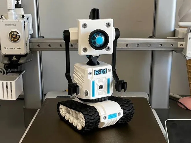 Tracked Robot R-01