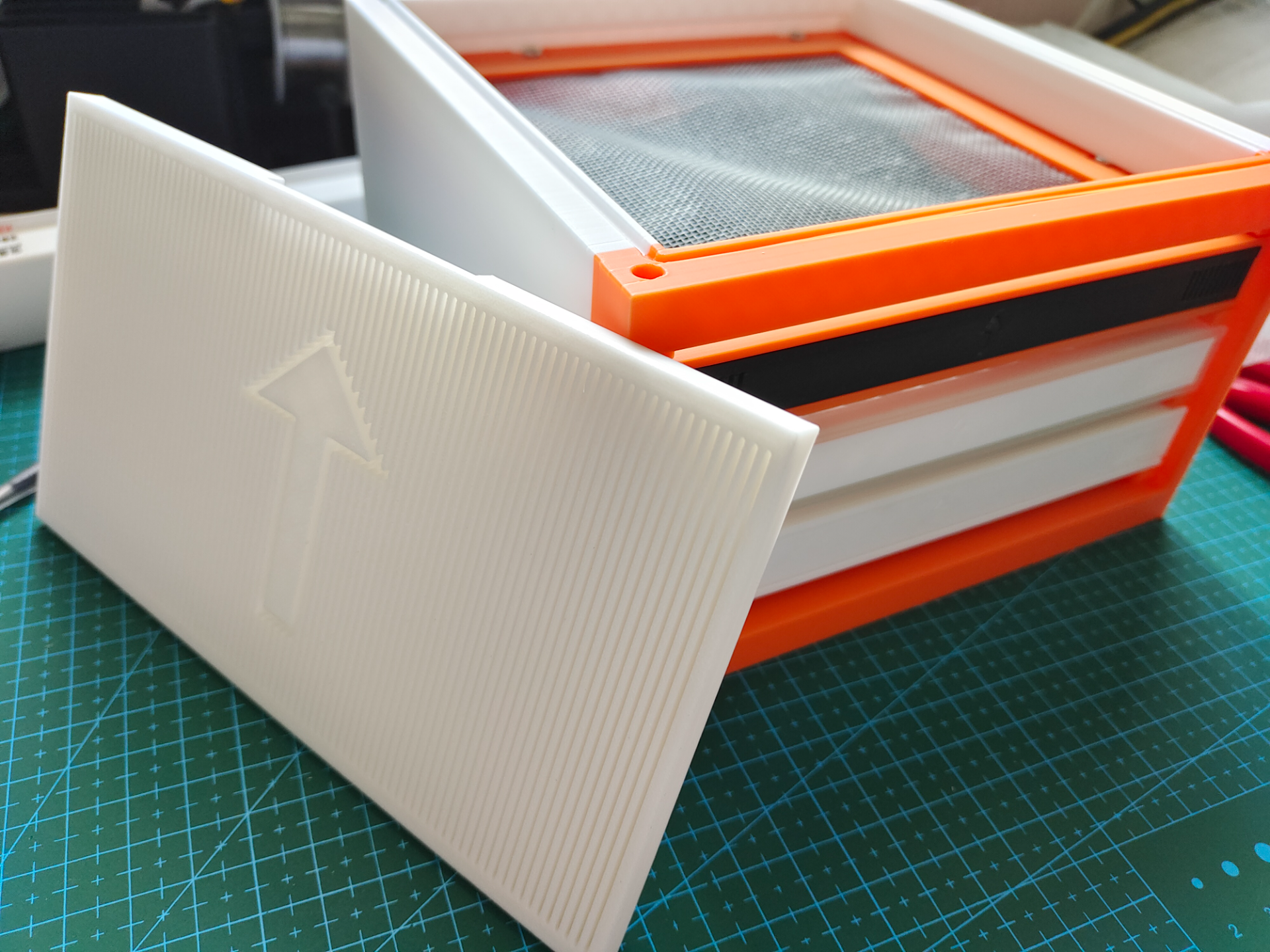 Miniatura 1 do modelo 3D 排风过滤盒