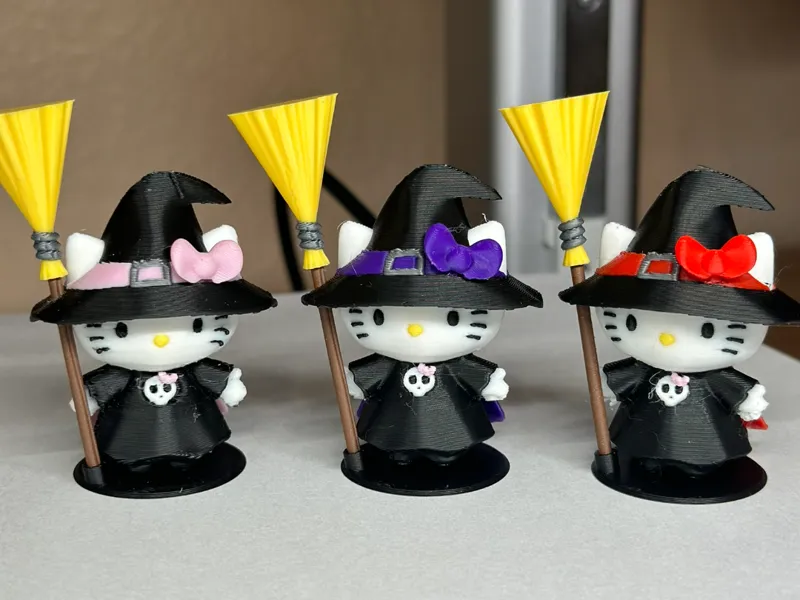 Witch Hello Kitty 