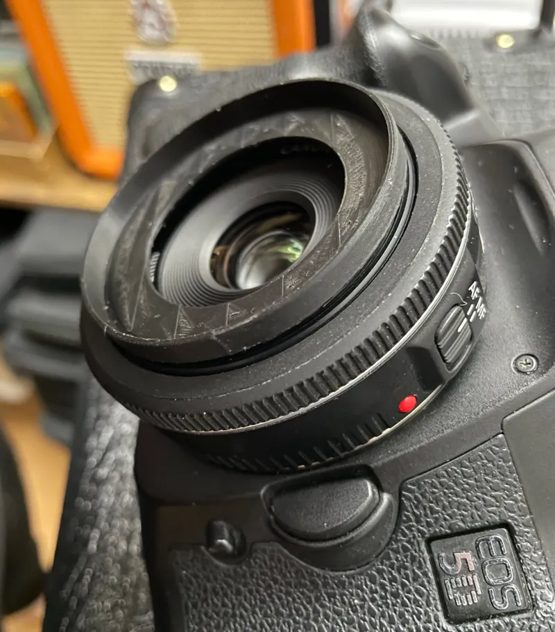 Canon ES-52 Lens Hood - For 40mm F2.8