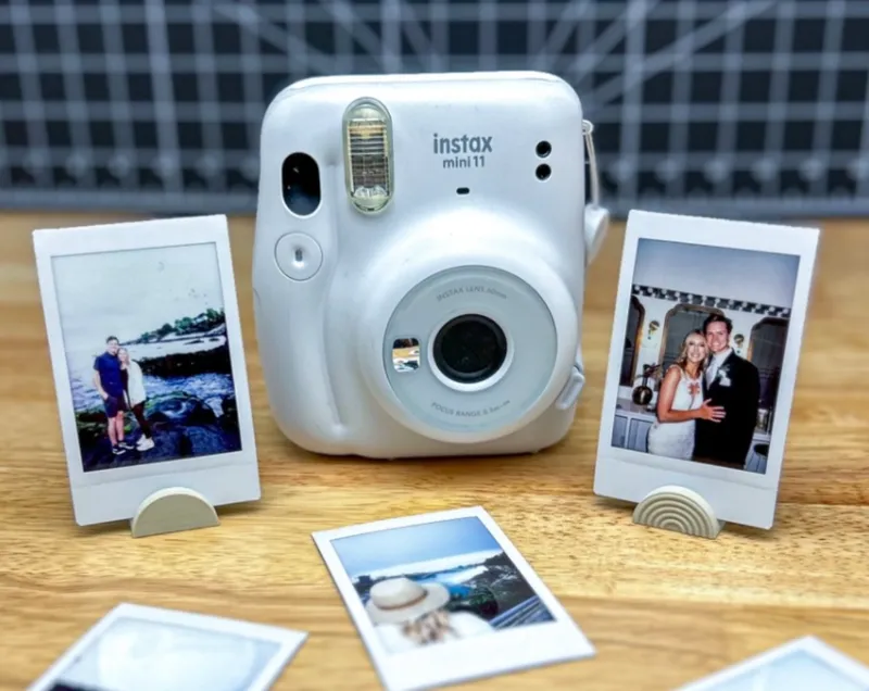 Polaroid Stands - Plain + Arches