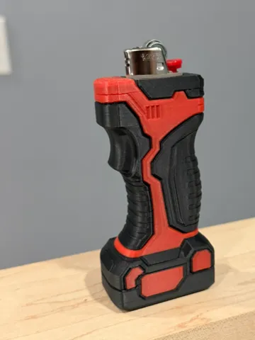 Letrero o emblema decorativo: Milwaukee M18 Inspired Lighter Skin — vista de referencia 2