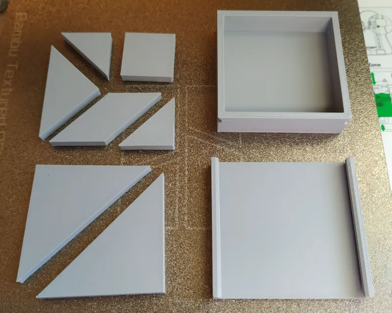 Tangram puzzle with box