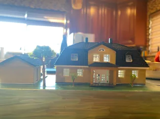 House with Carport N-Scale