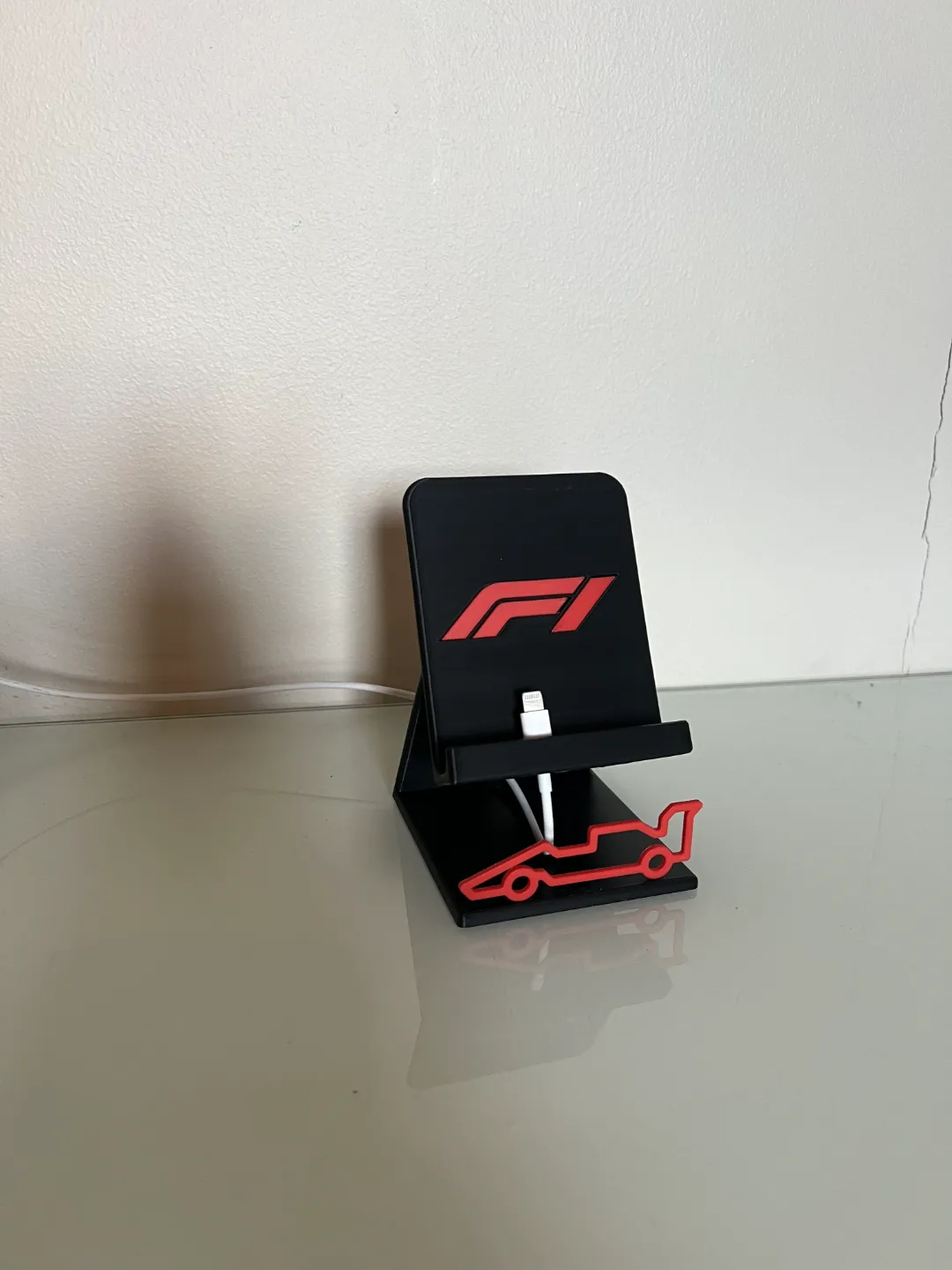 Formula 1 Phone stand (No AMS) view 3
