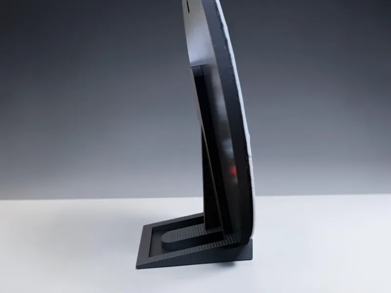 Dimensional Mosaic Stand