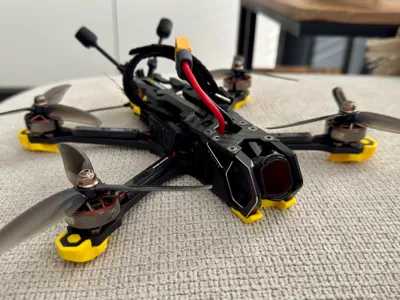 SpeedyBee Master 5 V2 O4 PRO cam  + antenna mount