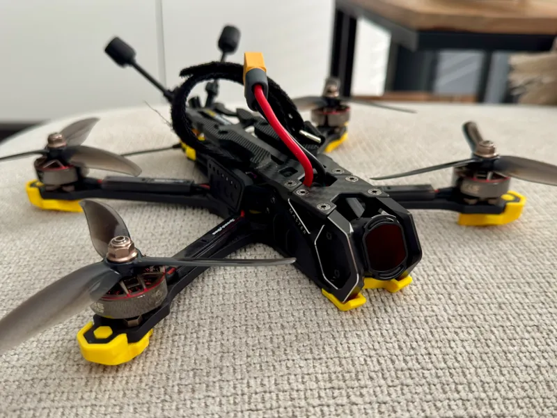 SpeedyBee Master 5 V2 O4 PRO cam  + antenna mount