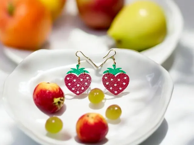 Strawberry hearts earrings