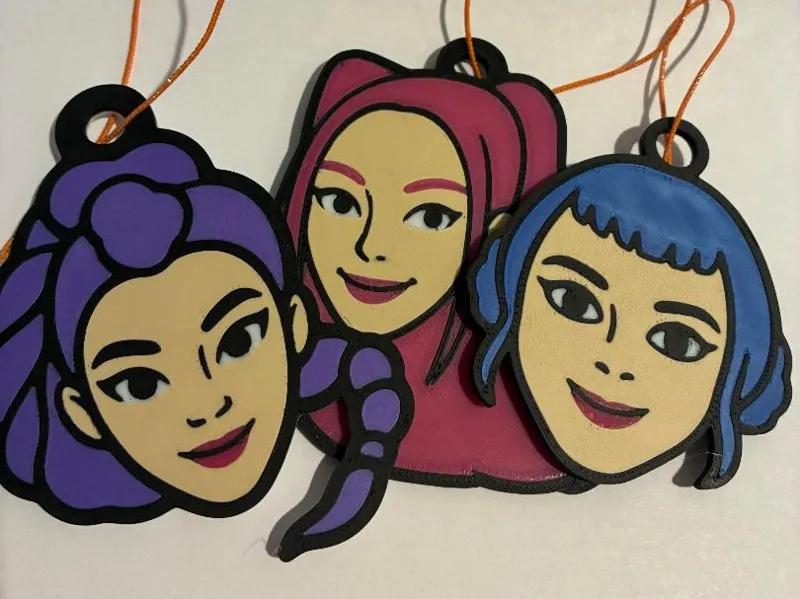 Zoey K-pop, Demon Hunter Christmas ornaments.