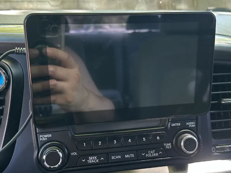 CD Player Apple Car Play Mount