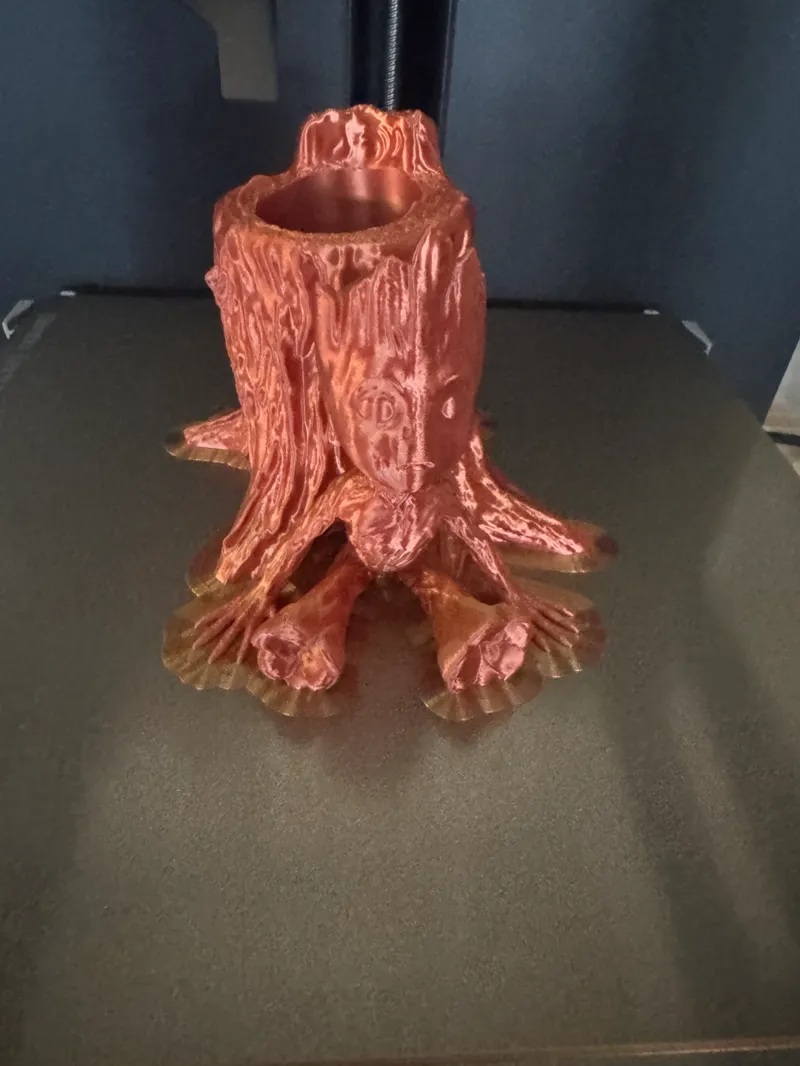 groot pencil holder