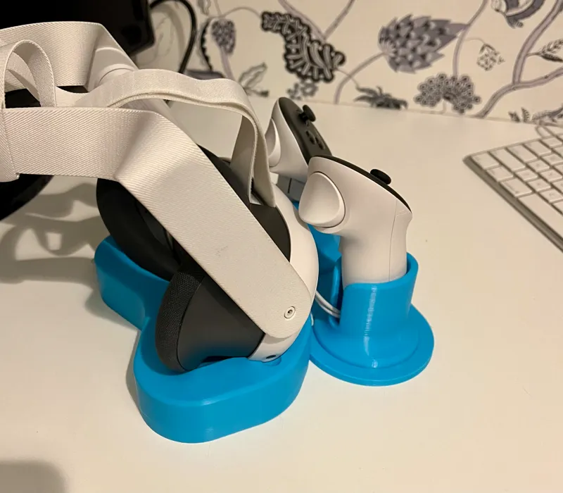 Meta Quest Headset & Controller Stand