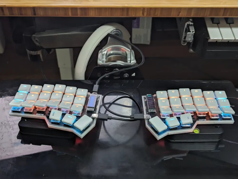 Ergonomic corne keyboard custom case, mount and choc key tilts by aaron