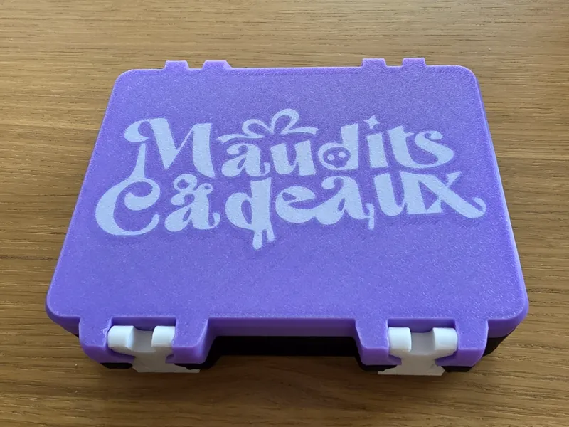 Maudits Cadeaux Card Box