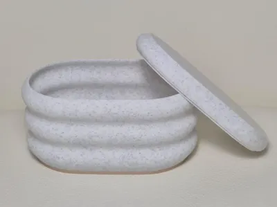 Modern chubby ribbed jewelry box | portagioie