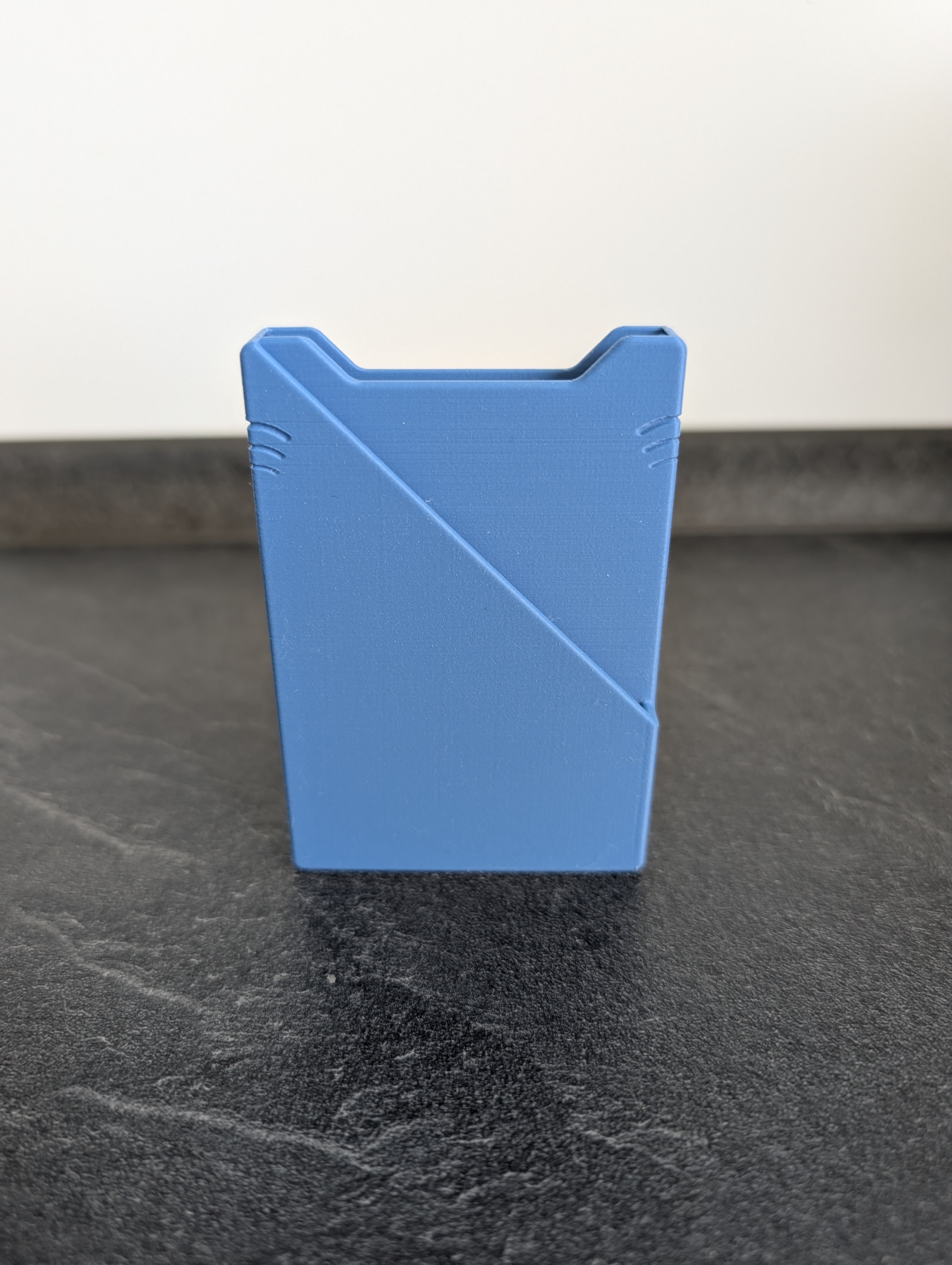 Miniatura 1 do modelo 3D Shark Wallet v2.1