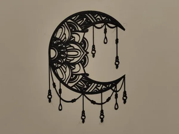 Attrape-rêves fleur de lotus sur la lune