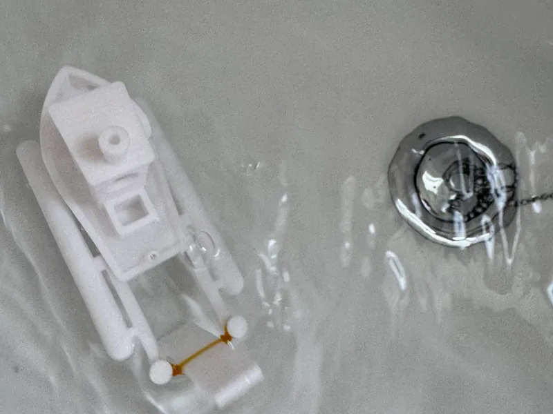 rubber band powered benchy