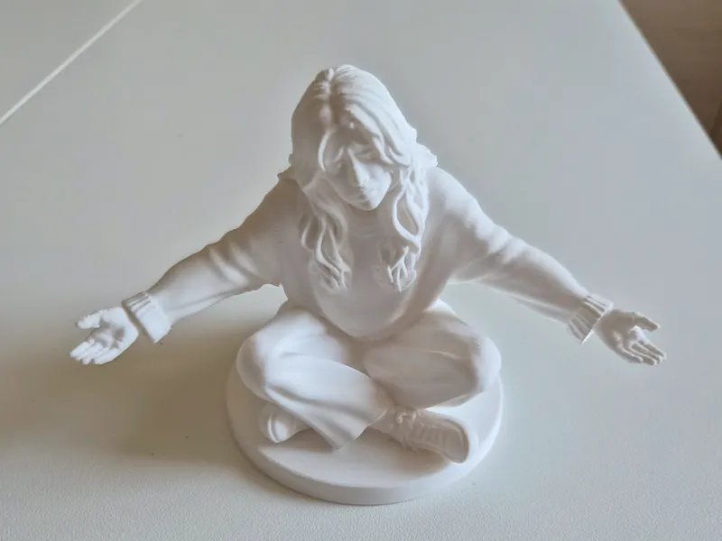Statuetta Ragazza triste