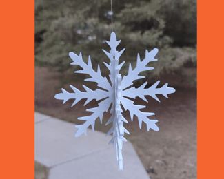 Spiky Snowflake Spinner