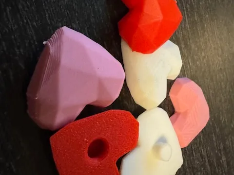 Paper Clamp Low Poly Heart