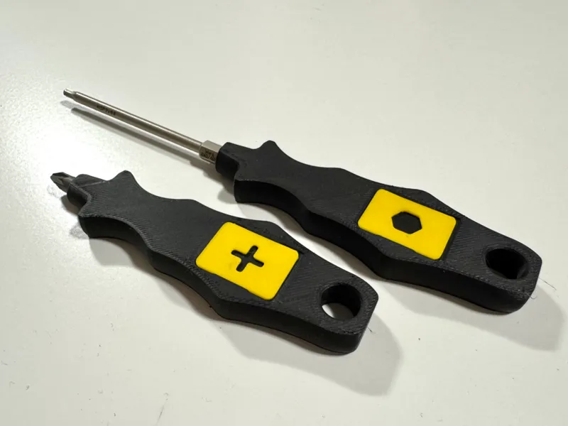 Slim screwdriver for bits