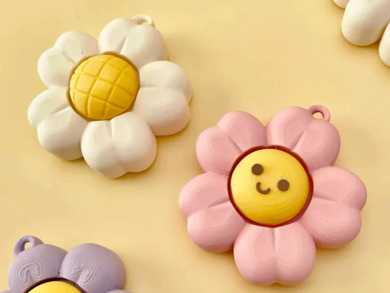 Smiley Sakura — Fidget Clicker Keychains