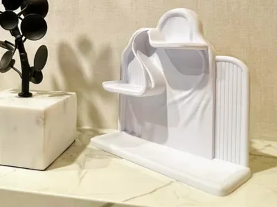 Figurine display shelf: art nouveau inspired decor