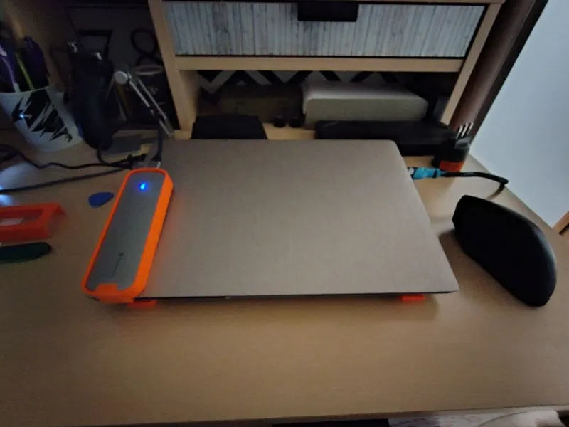 SSD nvme laptop monitor holder V1