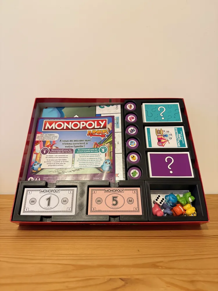 Insert / organizer for Monopoly Junior - Free 3D Print Model - MakerWorld
