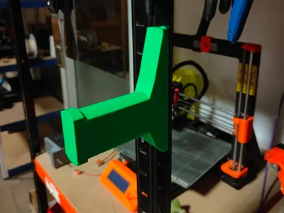 Spool mount (Pixel48 shelf hook remix)