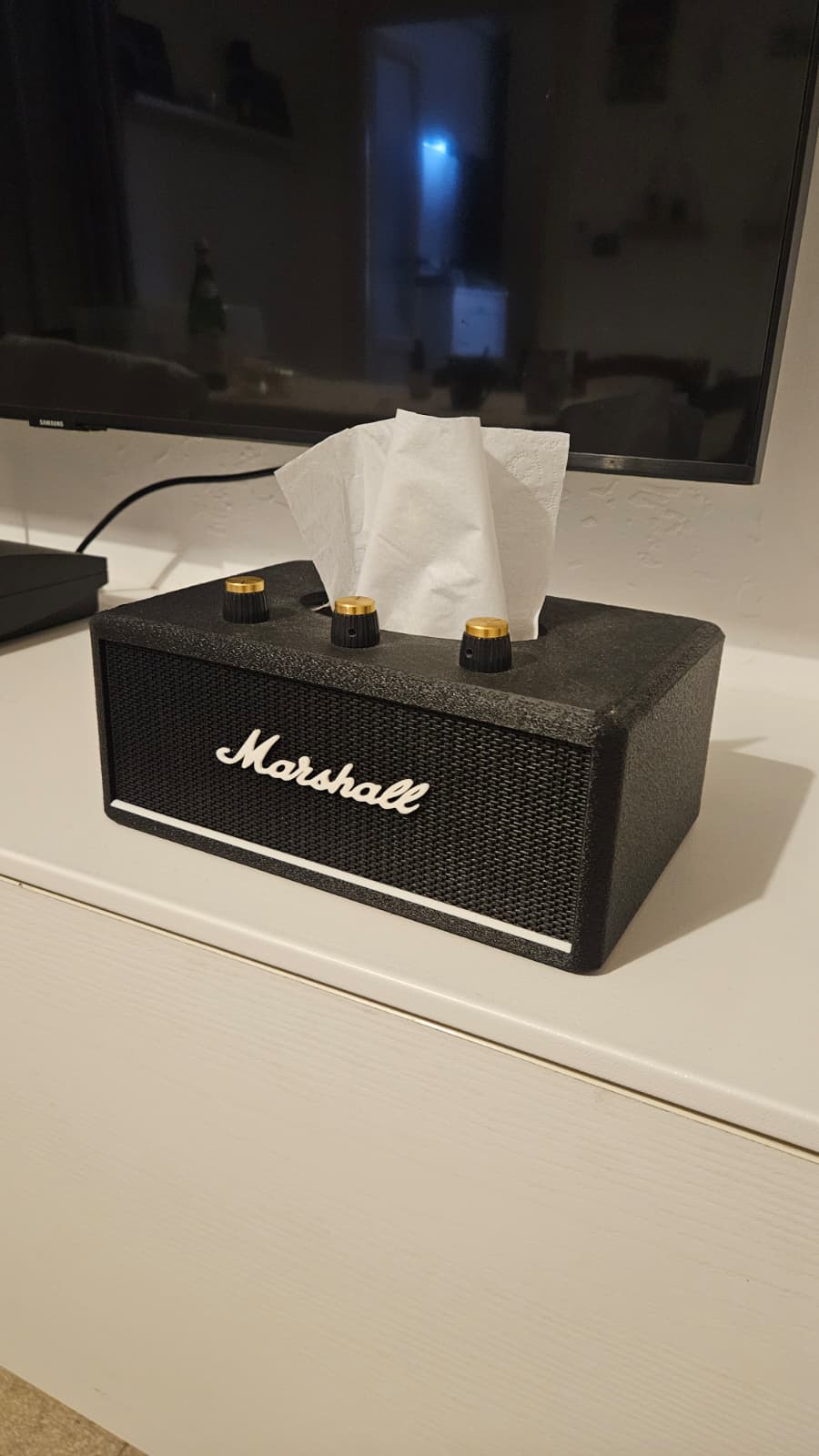 Miniatura 5 do modelo 3D Marshall Amp Tissue Box