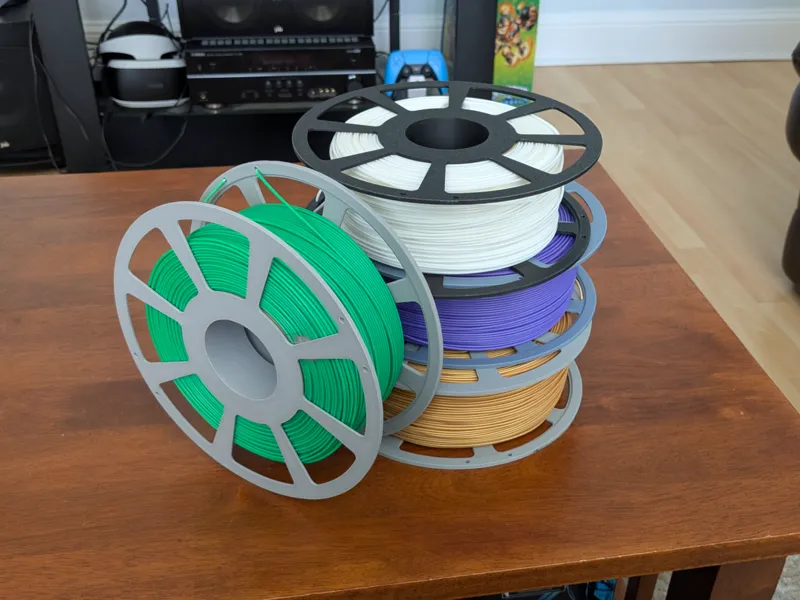 Light weight Bambu Lab compatible reusable spool. 