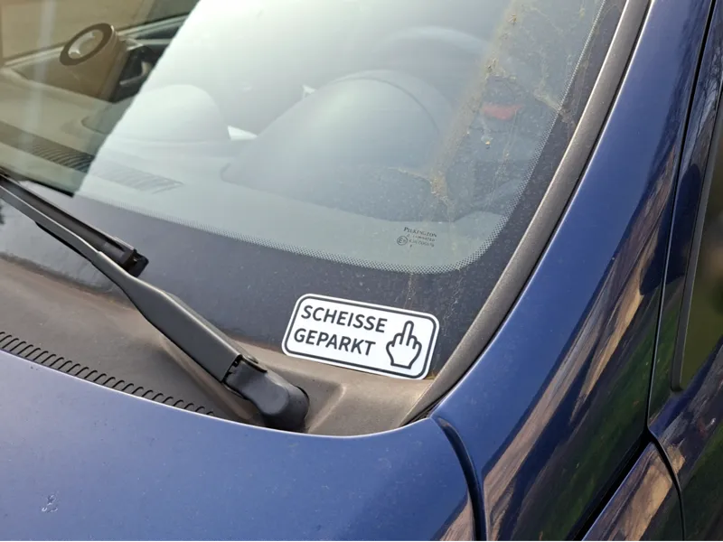 Scheiße geparkt Prankschild