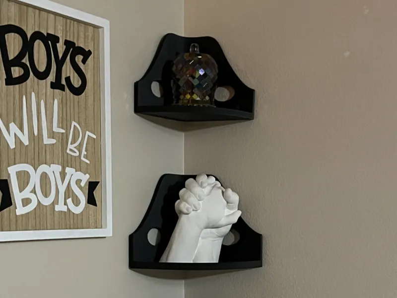 Corner Shelf art display