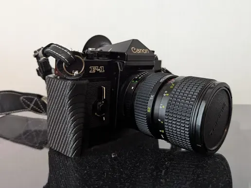 Canon F1 Grip
